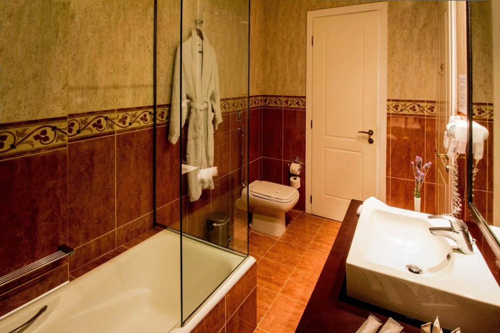 Mabely Grand Hotel