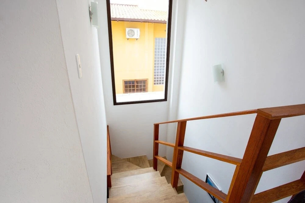 Casa com 3 qts em rua Tranquila no Campeche