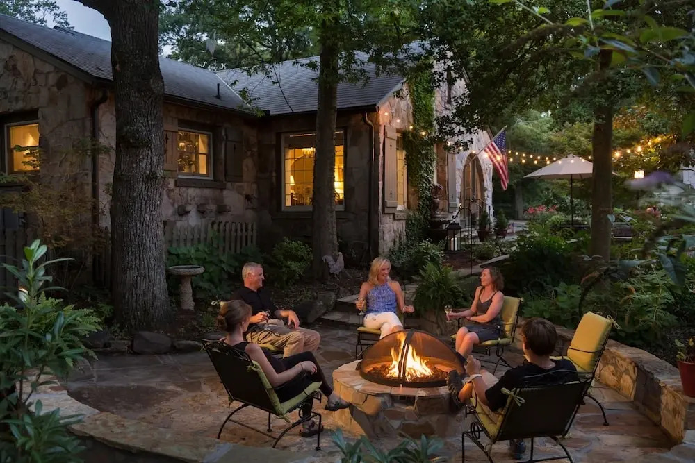 Chanticleer Inn