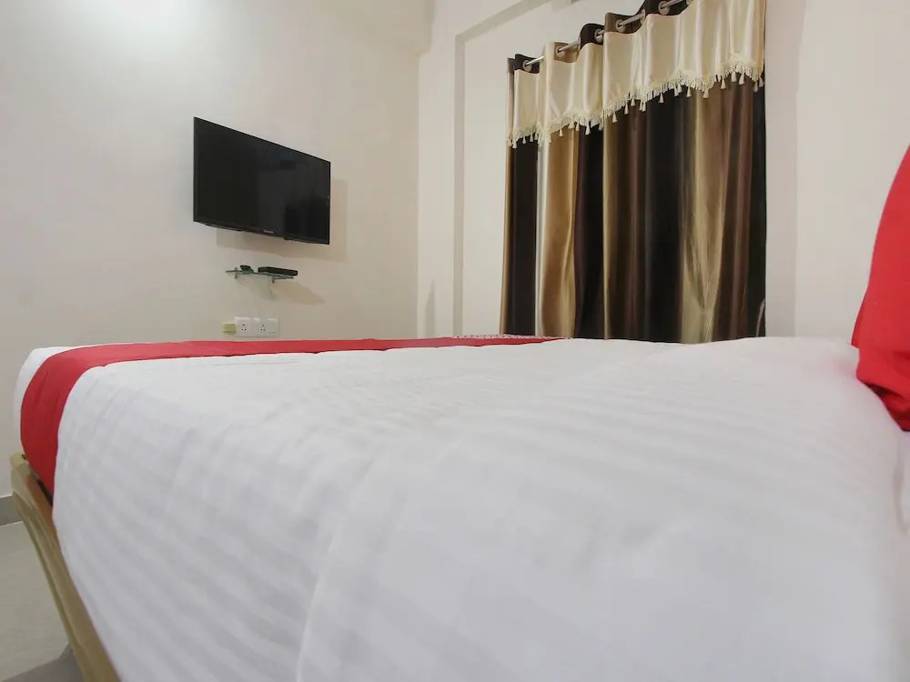 Sandal Leaf Park by OYO Rooms