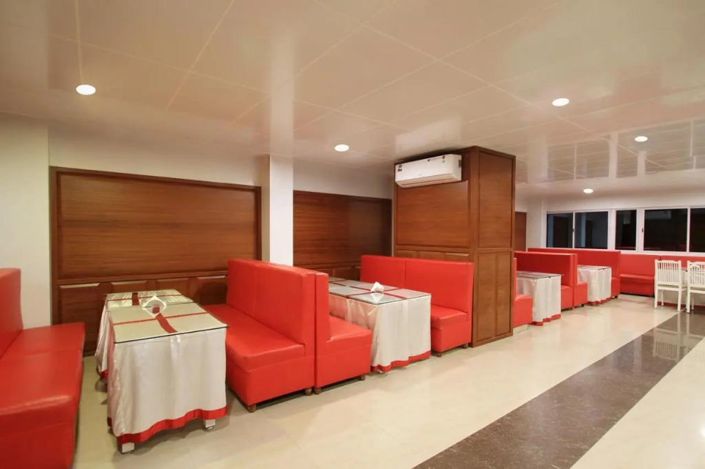 Hotel MB International