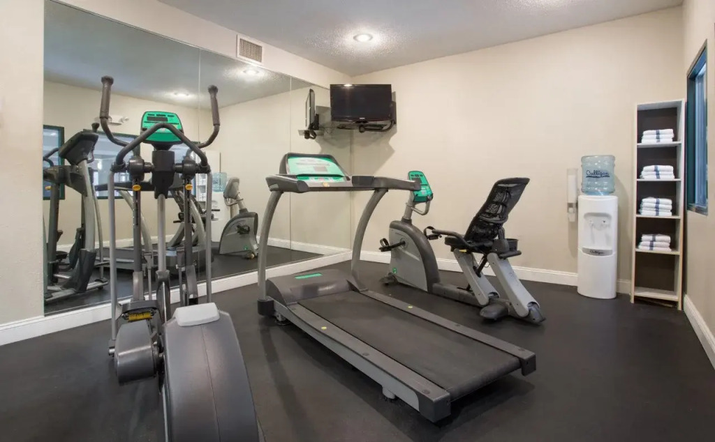 Holiday Inn Express & Suites Tell City by IHG