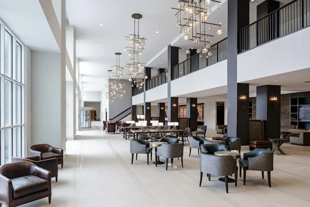 Hotel Madison & Shenandoah Conference Ctr