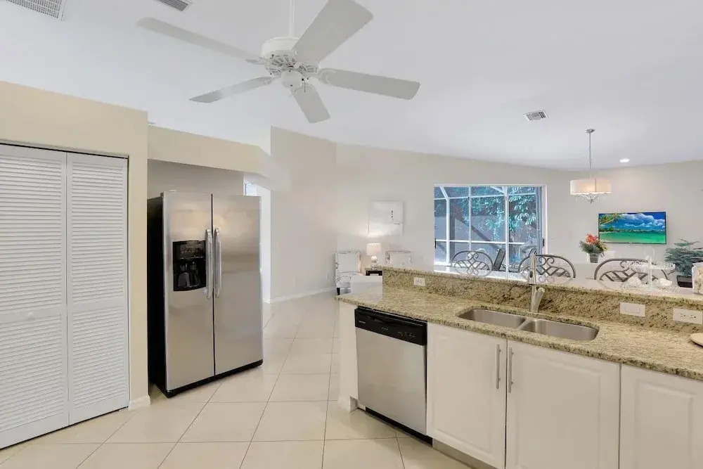 775 Hernando Drive