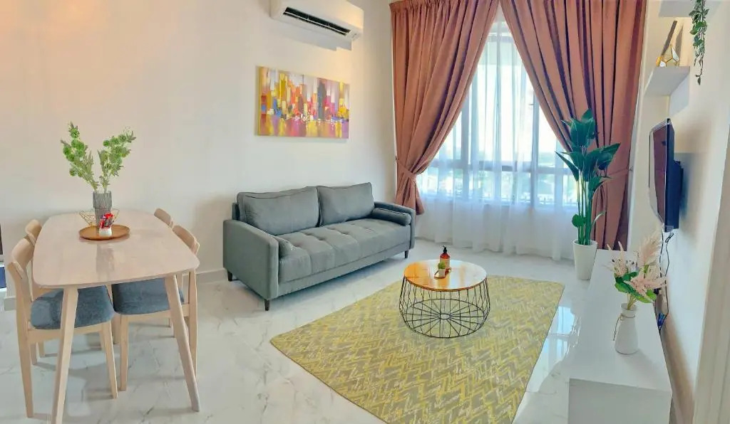 Netflix Two Bedroom Troika Kota Bharu Homestay 182