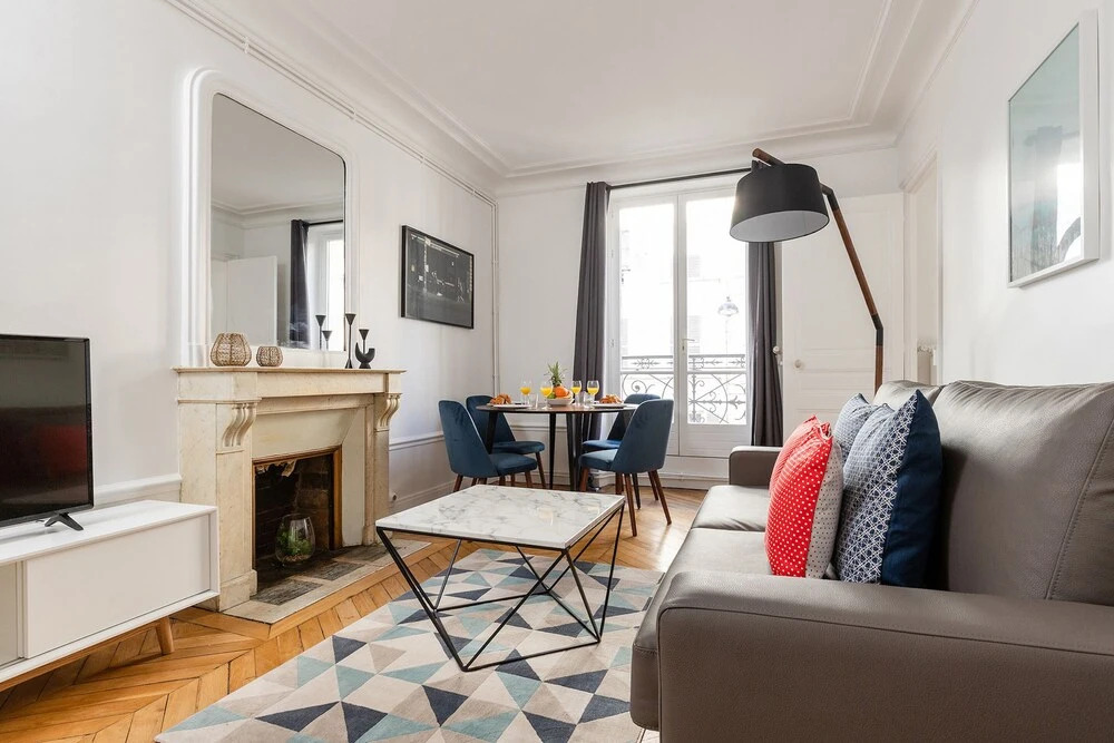 River Seine - Quartier Latin Apartment