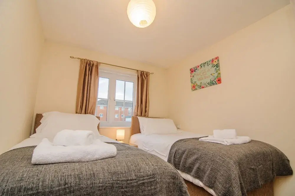 Sargeson Apartment