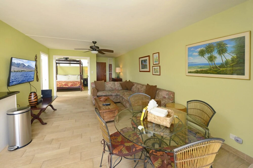 Hale Ono Loa #216 1 Bedroom 1 Bathroom Condo by Redawning