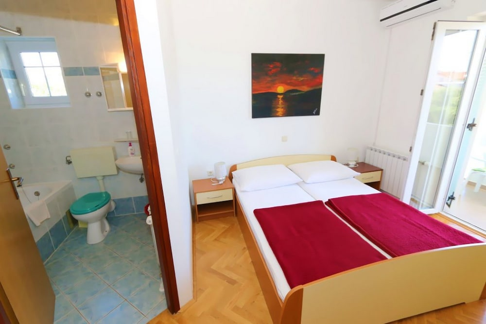 Apartments Vacation Jakisnica