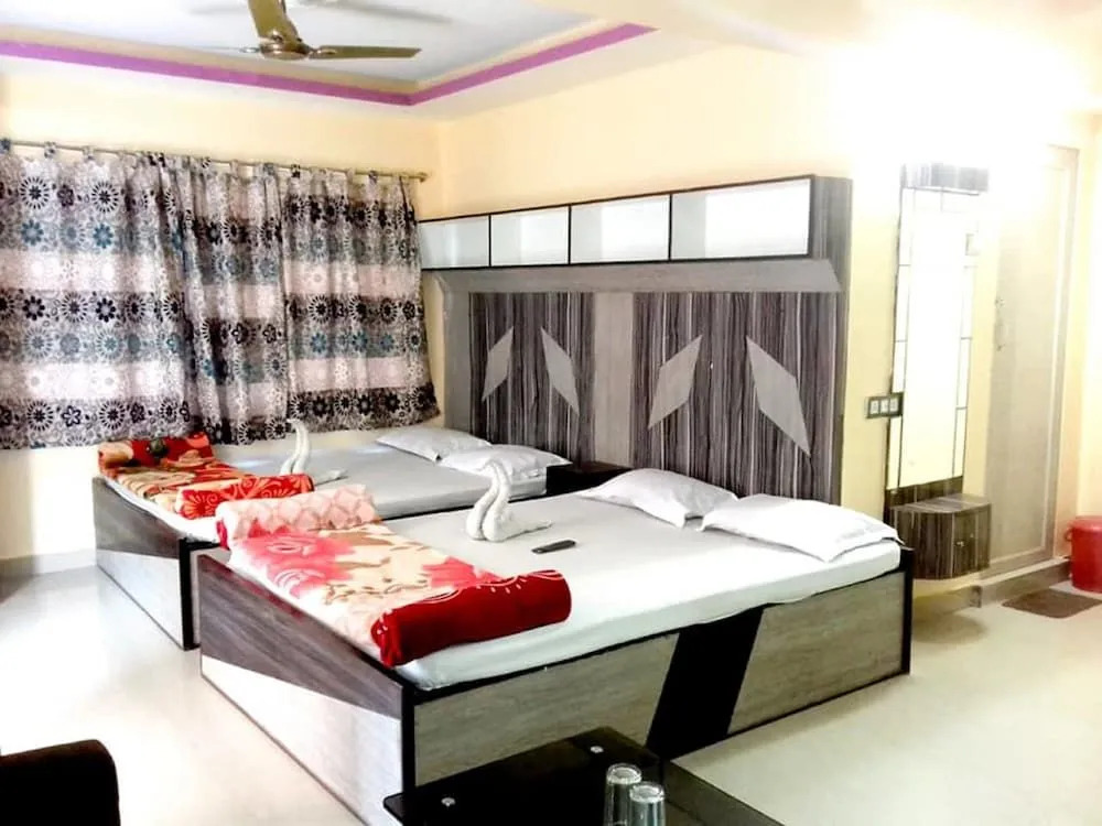 Goroomgo Barsha Resort Digha