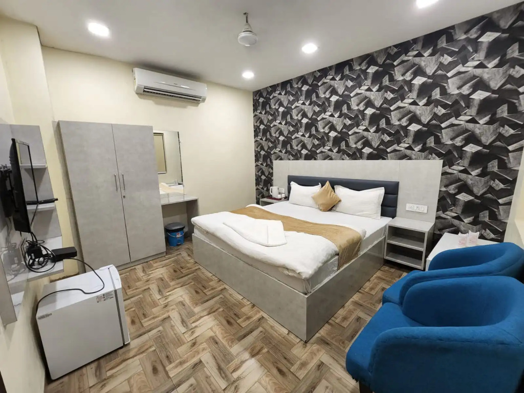 Hotel Mandakini Royale