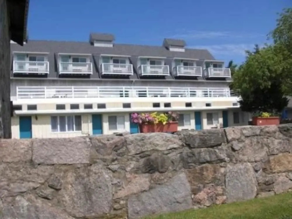 The Windswept Inn