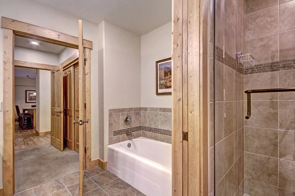 Ski-in 2br  W/luxe Decor Steps To Winter Activities 2 Bedroom Townhouse by RedAwning