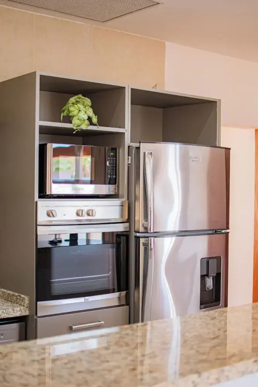 Condo Cortes