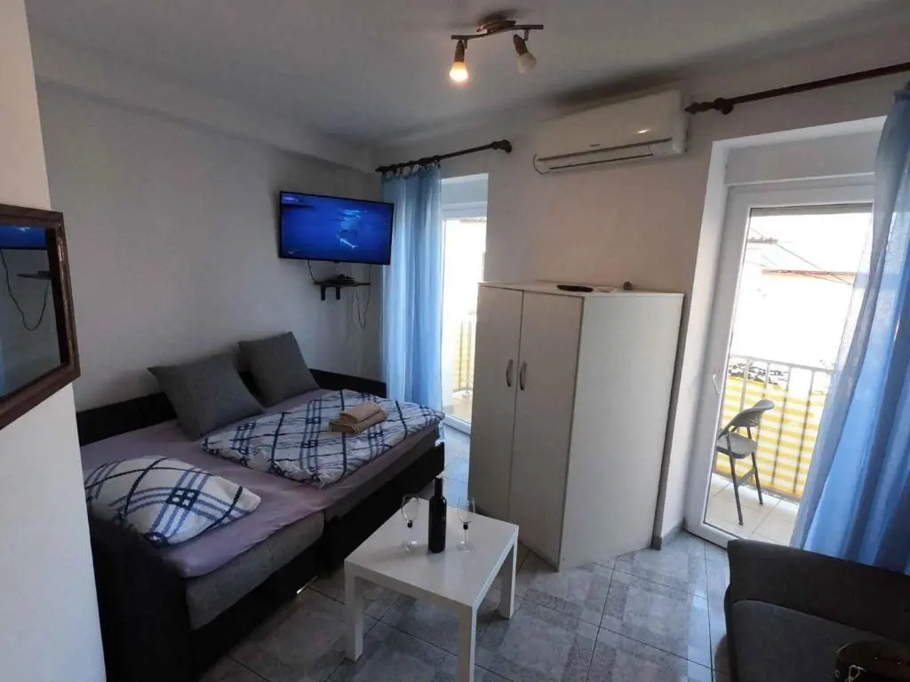 Apartment in Crikvenica 42276