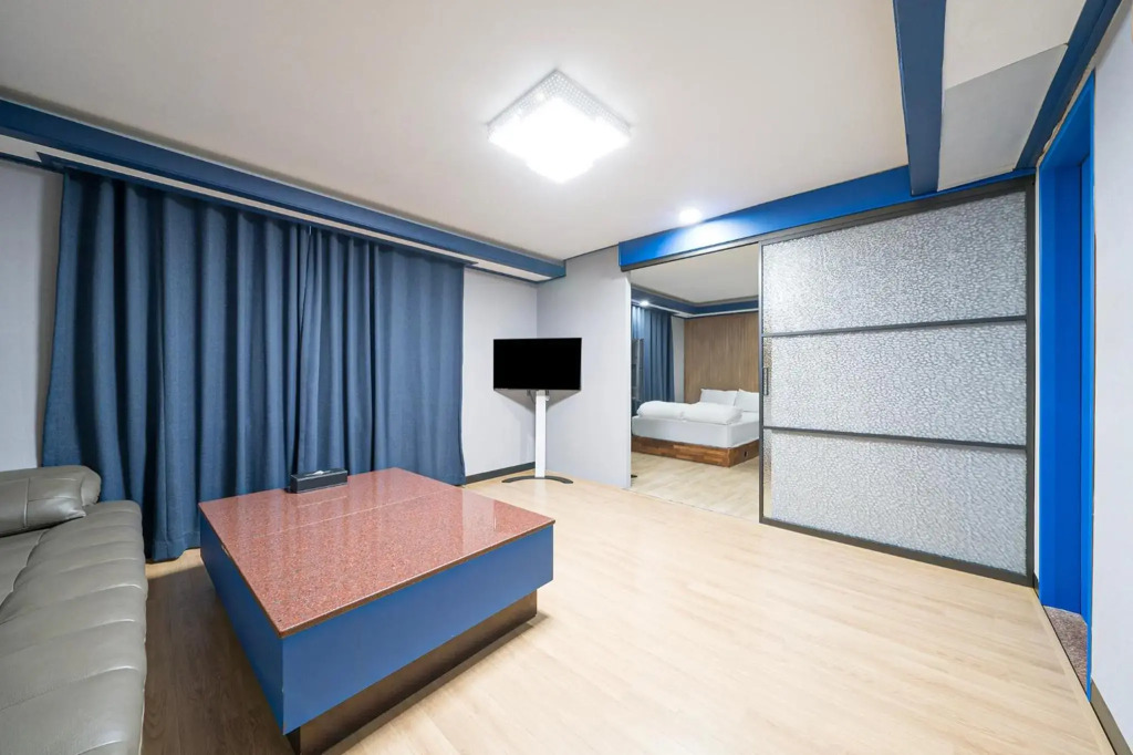 Noblesse Hotel