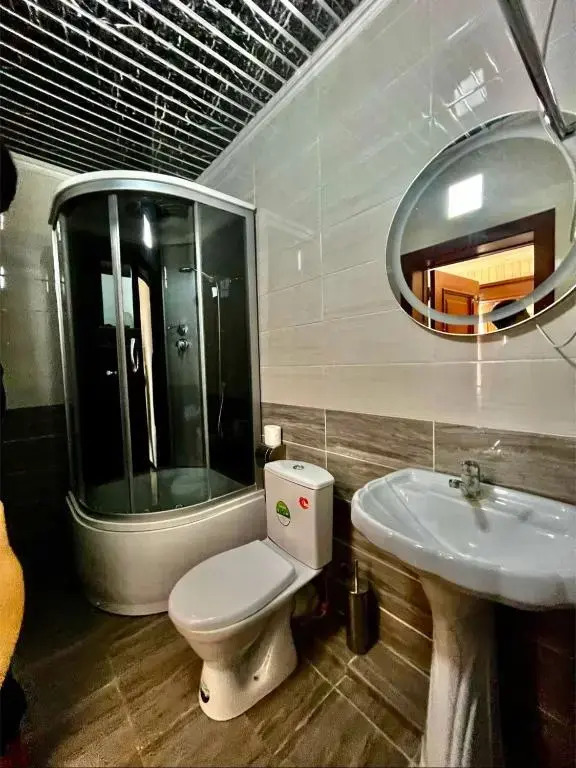 Hotel Emir Plaza