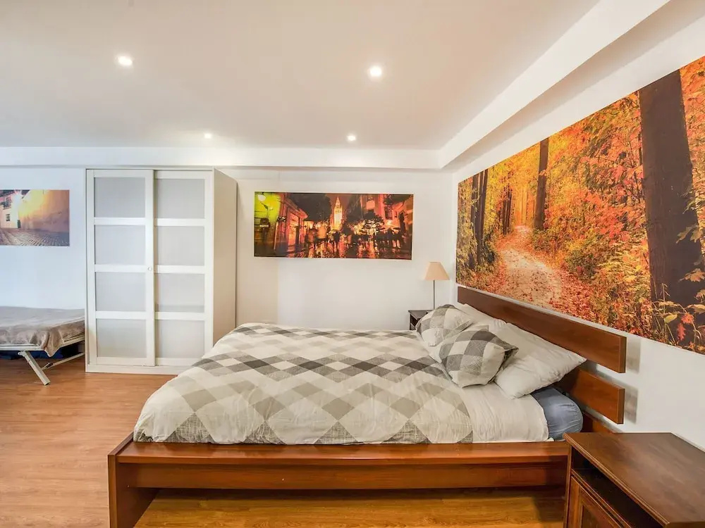 Radiant Holiday Home in Seville near River