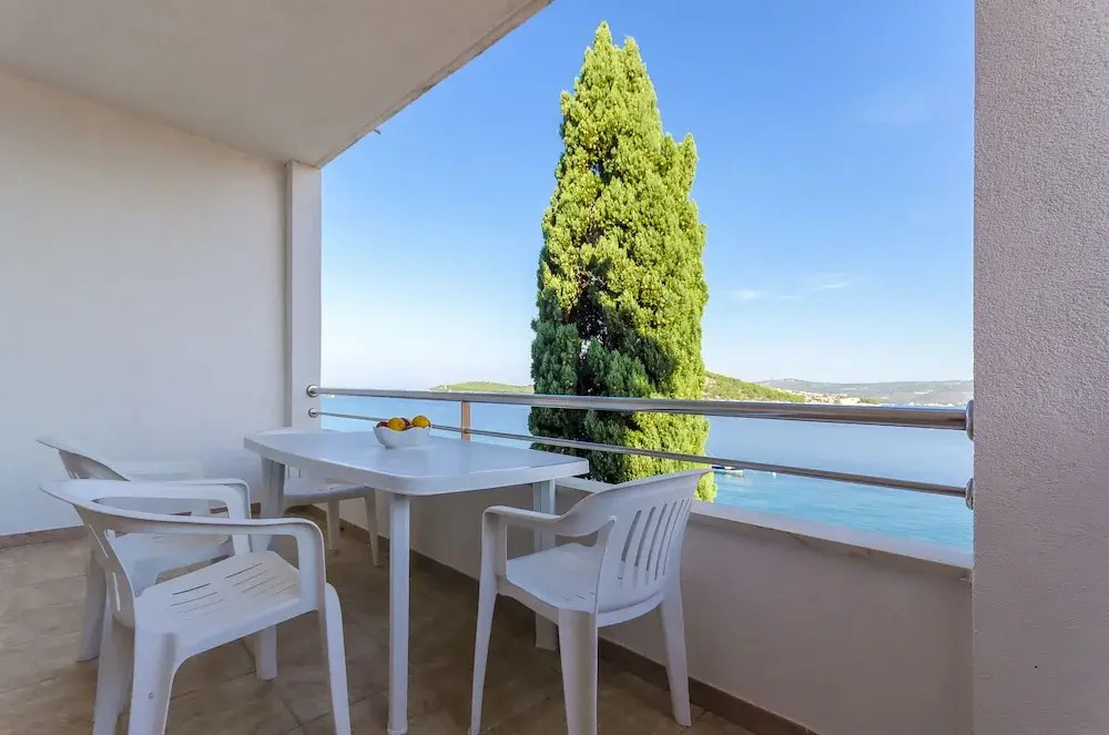 Apartments Rozalija
