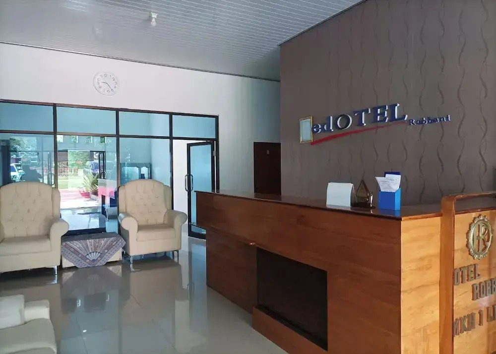 Robbani Edotel Liwa Syariah
