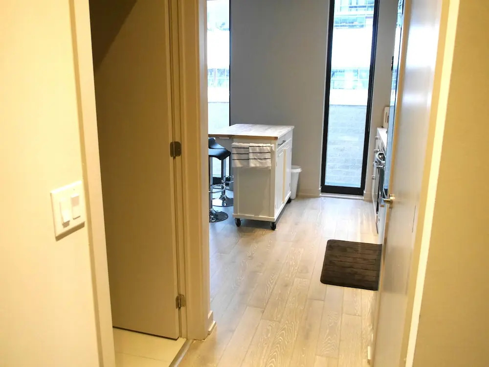 Amazing 1BR Unit in Popular