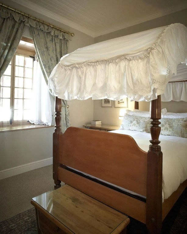 Dutch Manor Antique Hotel
