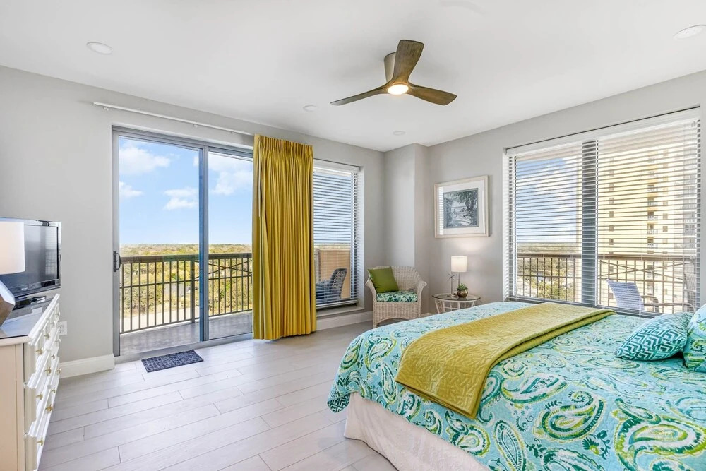 Exquisitely remodeled 3 bedroom 3 bath ocean view condo, 908 Margate 3 Condo