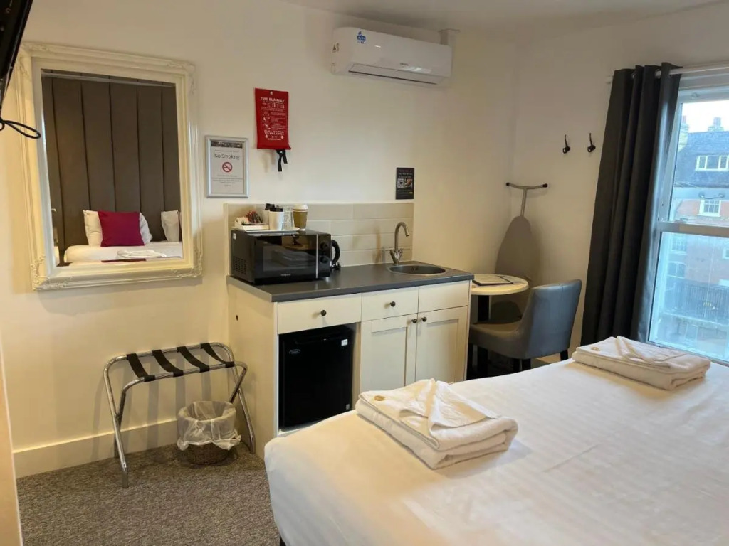 Kings Hotel