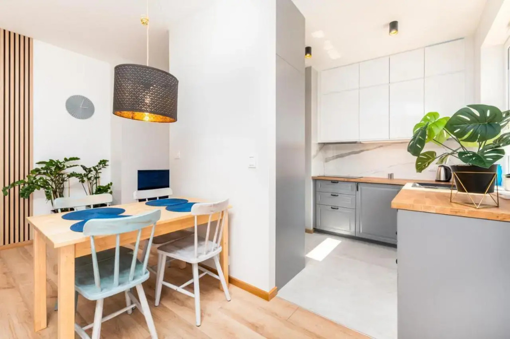 Hubnera 1 by Homeprime (Adults Only)