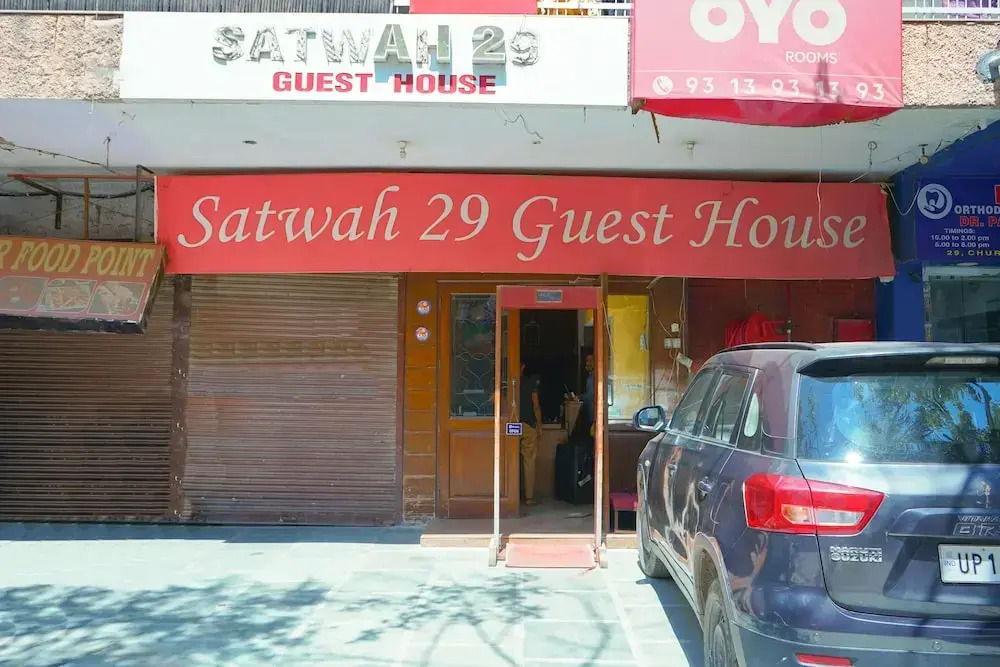 Hotel Satwah Palace 10 Minute Away Distance Nizamuddin Railway Station