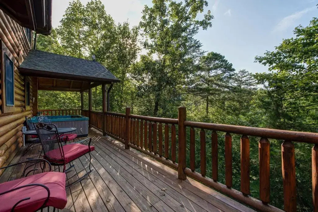 Return To Me, 3 Bedrooms, Sleeps 9, Pool Table, Hot Tub, Gas Fireplace