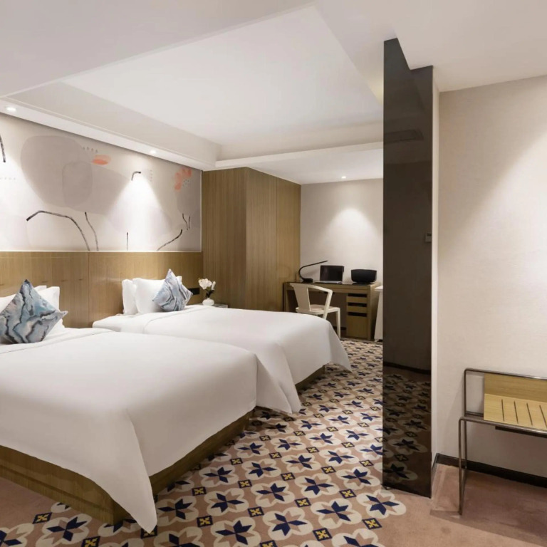 Paco Business Hotel - Longkou West