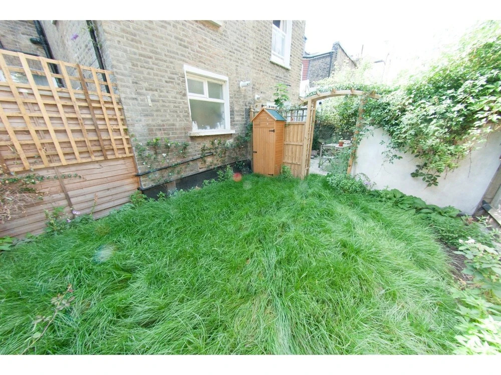 Bright and Homey House With Garden, for 5