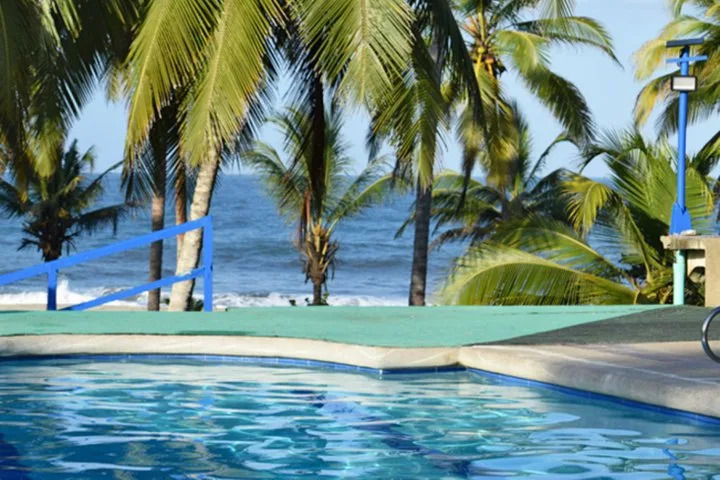 CASA DE CAMPO CASTILLETE dentro del PARQUE TAYRONA