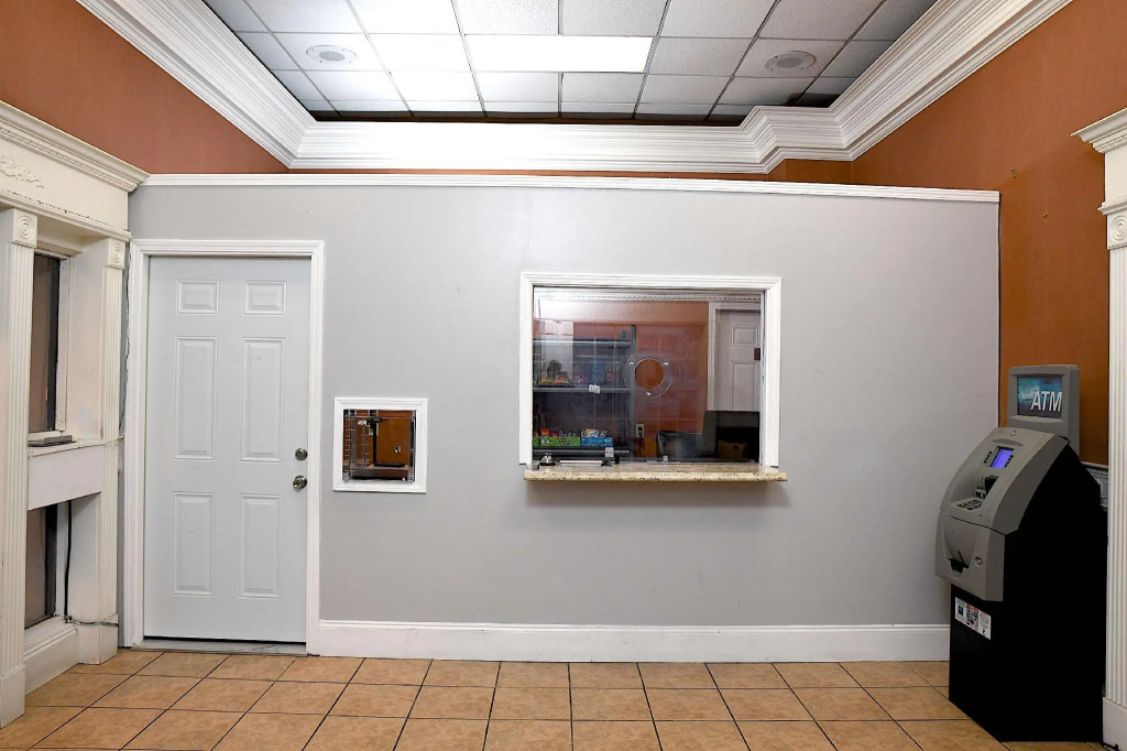 Regency Inn