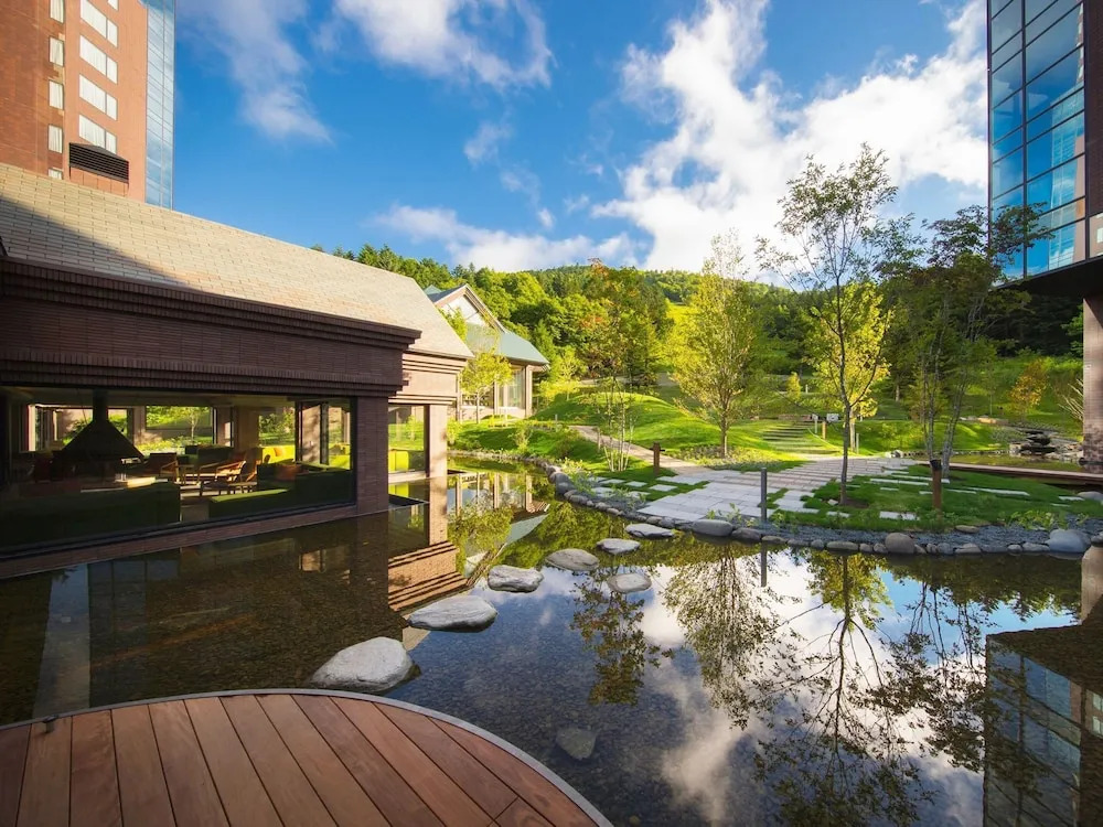 Hoshino Resorts RISONARE Tomamu