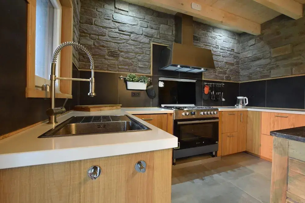 Grandeur Villa with Sauna & Hot Tub in Durbuy