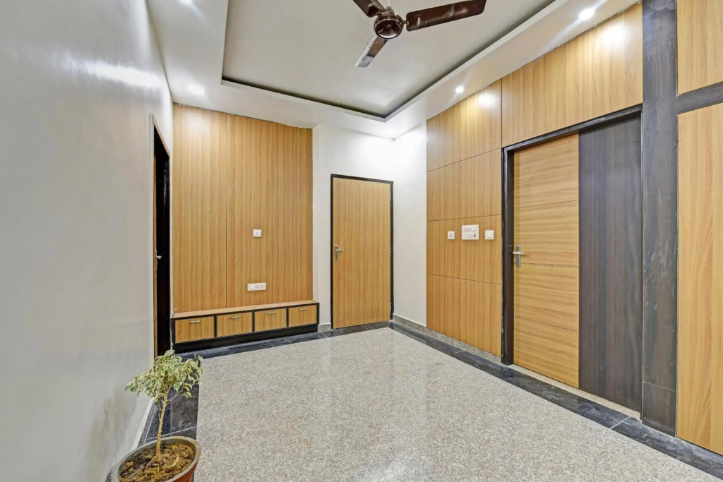 Collection O 86478 Hotel Greenleaf