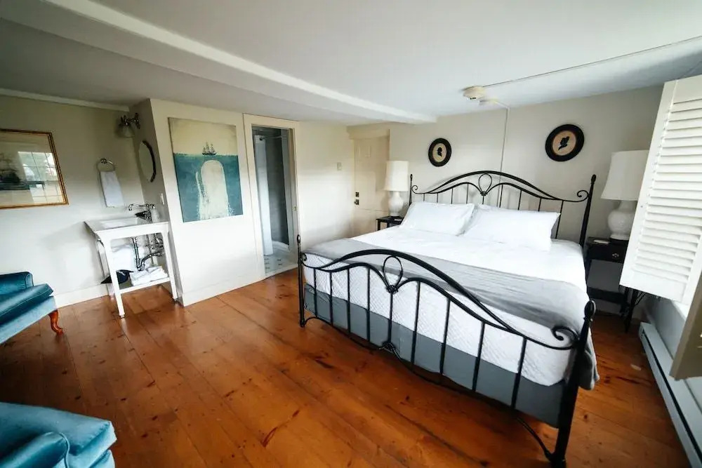 The Historic General Stanton Inn