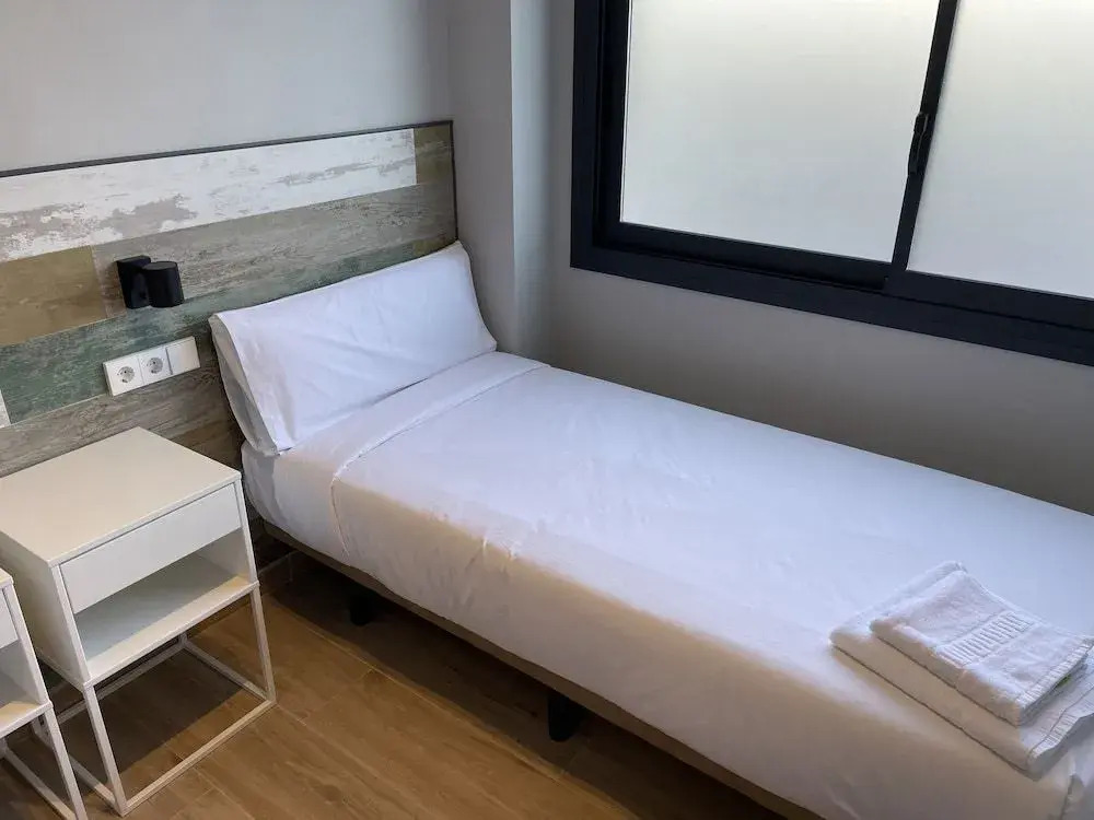 Hey Rooms