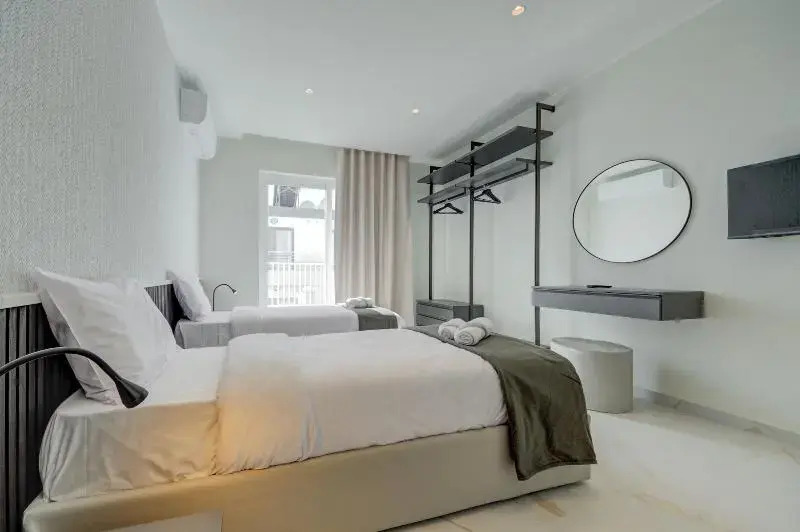 Mayfair by Premier Suites MT