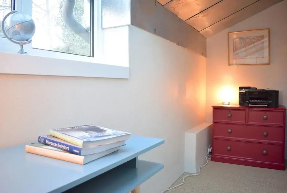 Chic 2 Bedroom Garden House in Dalston