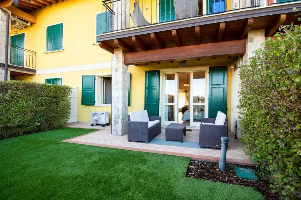 Lago di Garda a 300m - House in Manerba