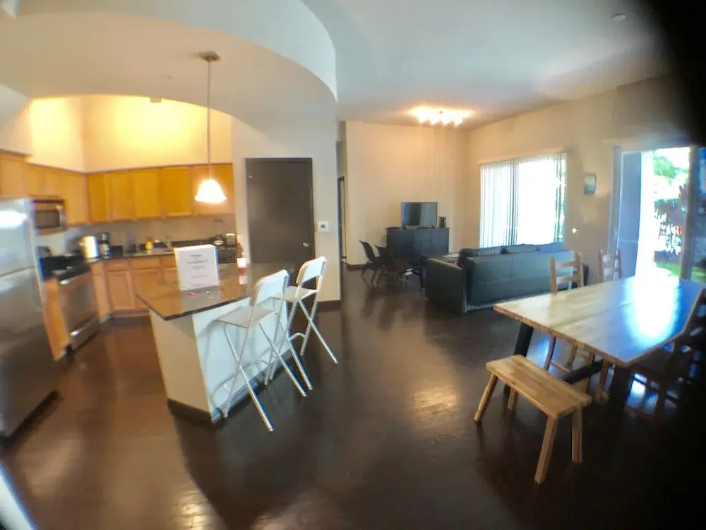 Private Condos by Ideal Experience