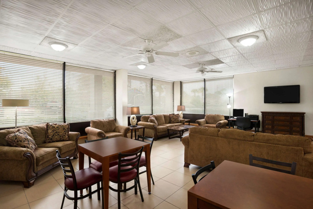 Tru By Hilton Jacksonville Airport