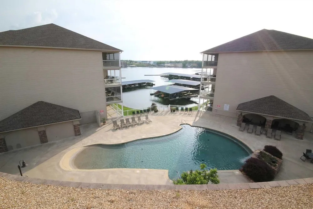Lands End 121 - 3 Br Condo