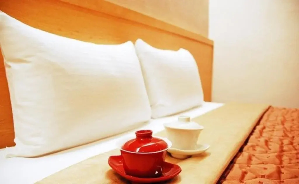 Red Cabin Inn