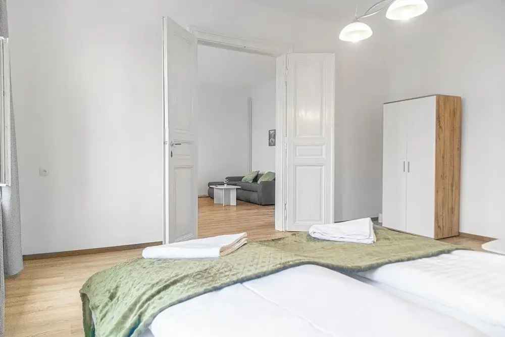 Cozy 2BR Stay Near AKH With WiFi