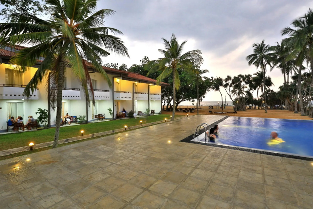 Hibiscus Beach Hotel & Villas - 10 percent off on all Food & Beverages