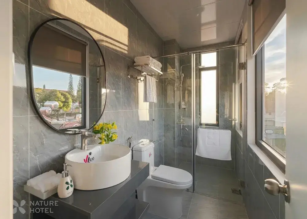 Nature Hotel - Le Hong Phong